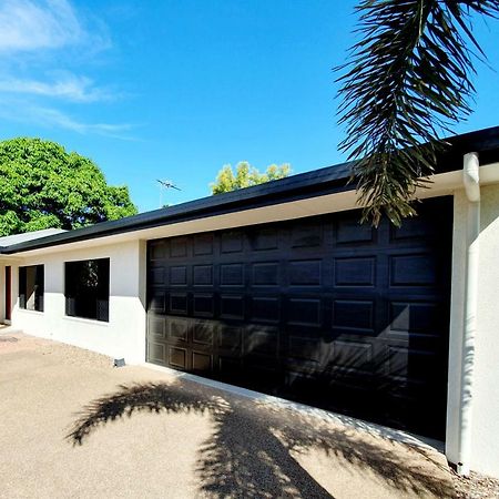 3 Bedroom Central Home Townsville Exteriör bild