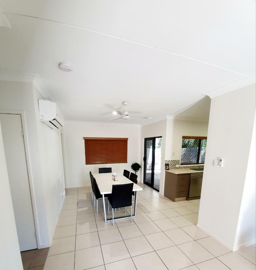 3 Bedroom Central Home Townsville Exteriör bild