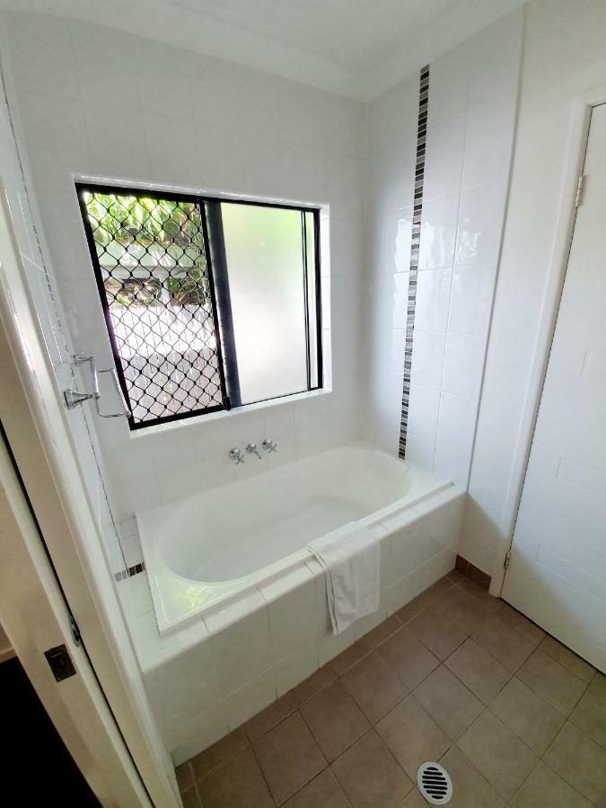 3 Bedroom Central Home Townsville Exteriör bild